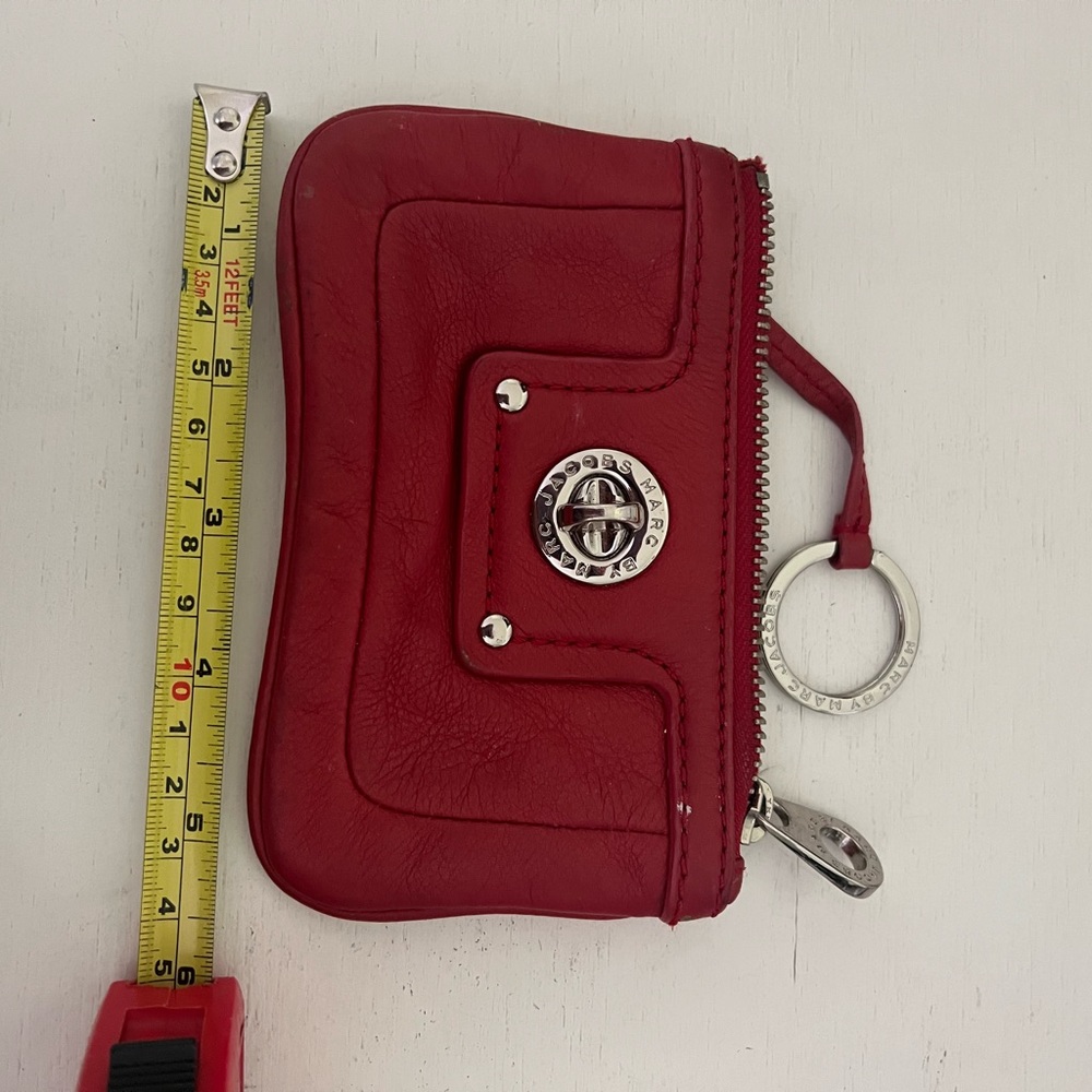 Red Marc Jacob’s Wallet / Key Chain - Picture 2 of 6